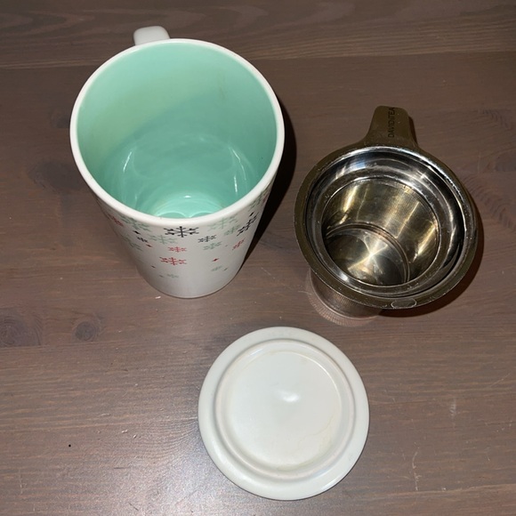 David’s Tea Snowflake Mug with Strainer and Lid - Picture 8 of 9
